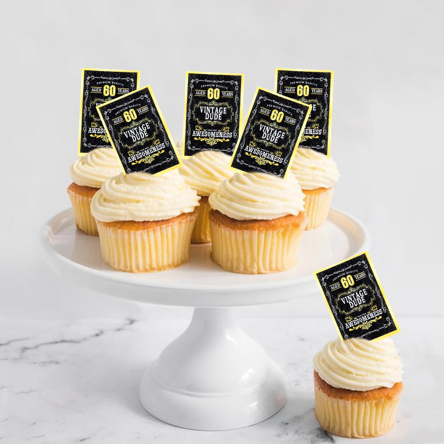 Detalle 2 de Keaziu 60th Birthday Edible Rectangle Cupcake Toppers, 40-Piece Rice Paper
