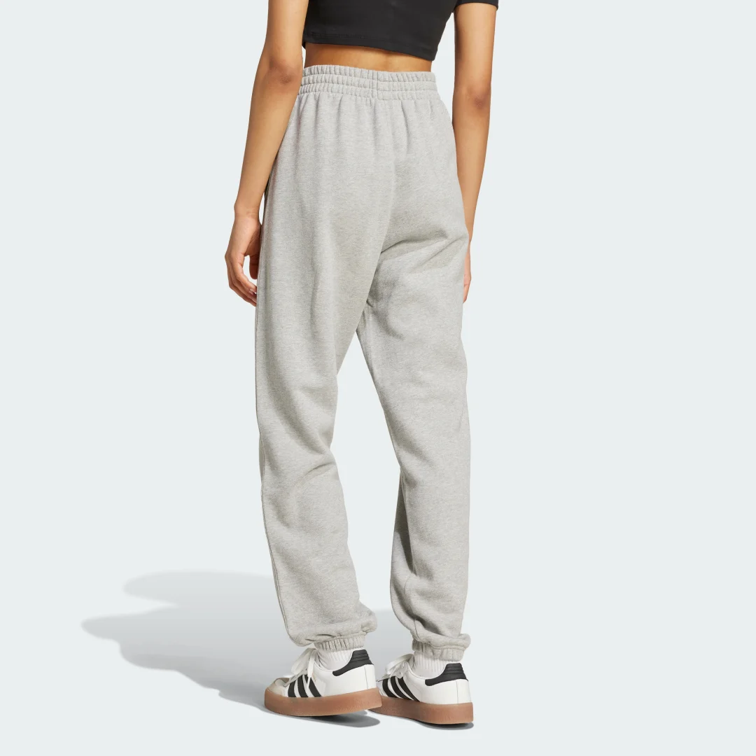 Detalle 2 de Adidas Pantalón Essentials French Terry Gris