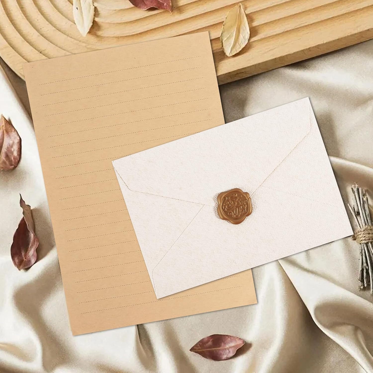 Detalle de Briefpapier-Set Vintage 44-tlg. mit 12 Umschlägen und 12 Wachssiegelaufklebern – A5 Briefpapier im Retro-Look