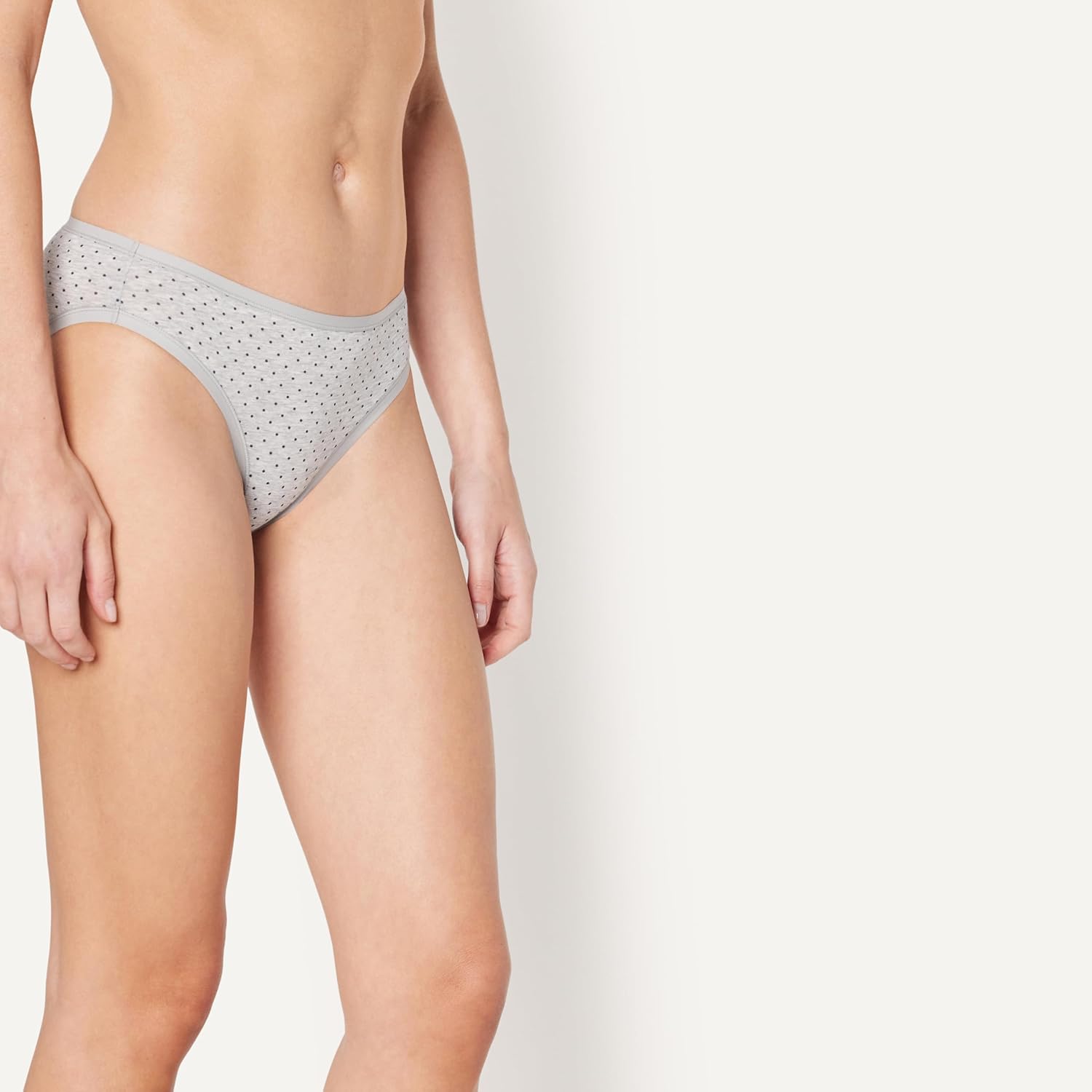 Thumbnail 1 de Amazon Essentials Damen-Bikinihose aus Baumwolle (tief sitzender Slip, in Übergröße erhältlich)