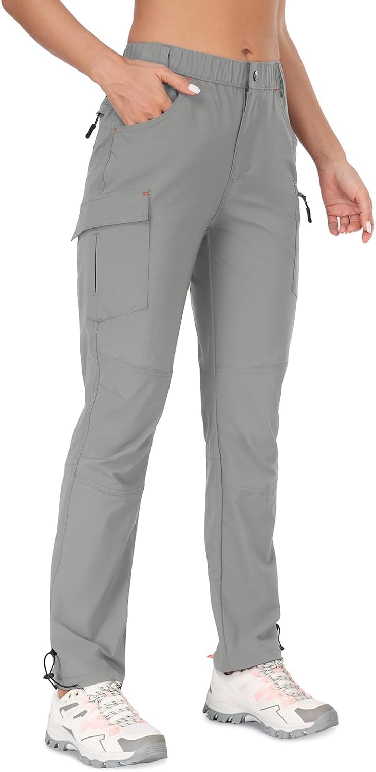 Detalle de Women’s hiking cargo pants with UPF 50