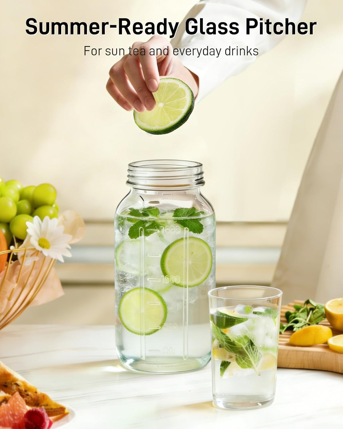 Detalle de OneDream 64 oz Mason Jar Pitcher with Airtight Lid, Wide Mouth & Pour Spout