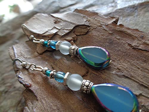 Detalle de Boucles d'oreilles en verre bleu par ASAI Bolivien Ethno Tribal Manufaktur