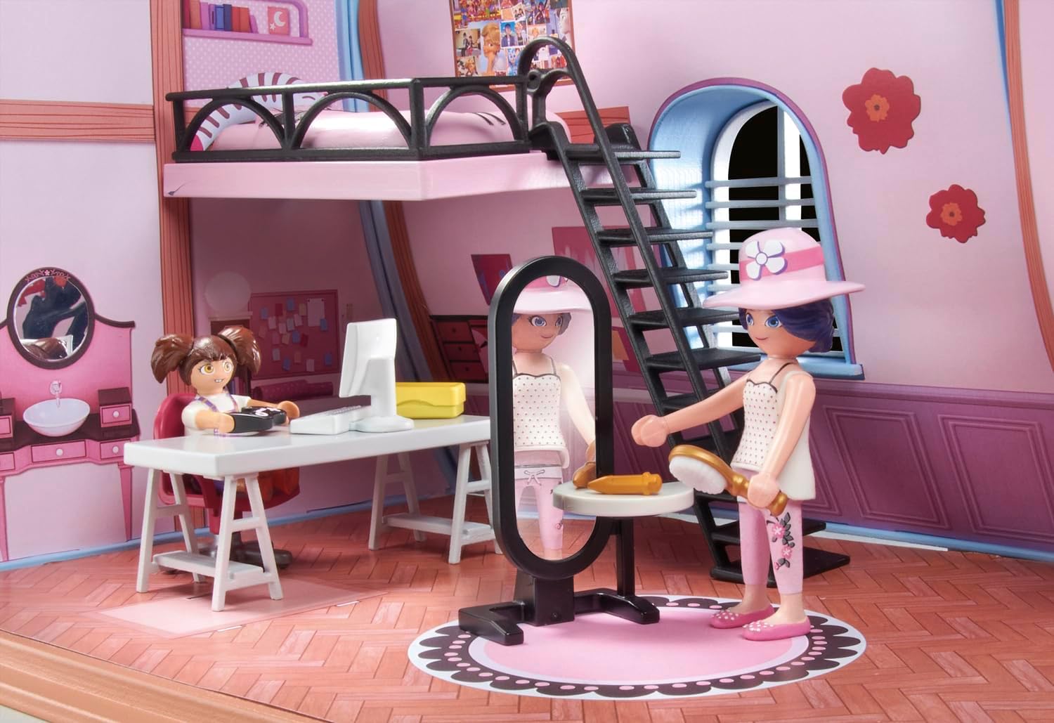 Detalle de PLAYMOBIL Miraculous 71334 Miraculous: Marinettes Loft – detailreiches Loft-Set für Kinder ab 4 Jahren