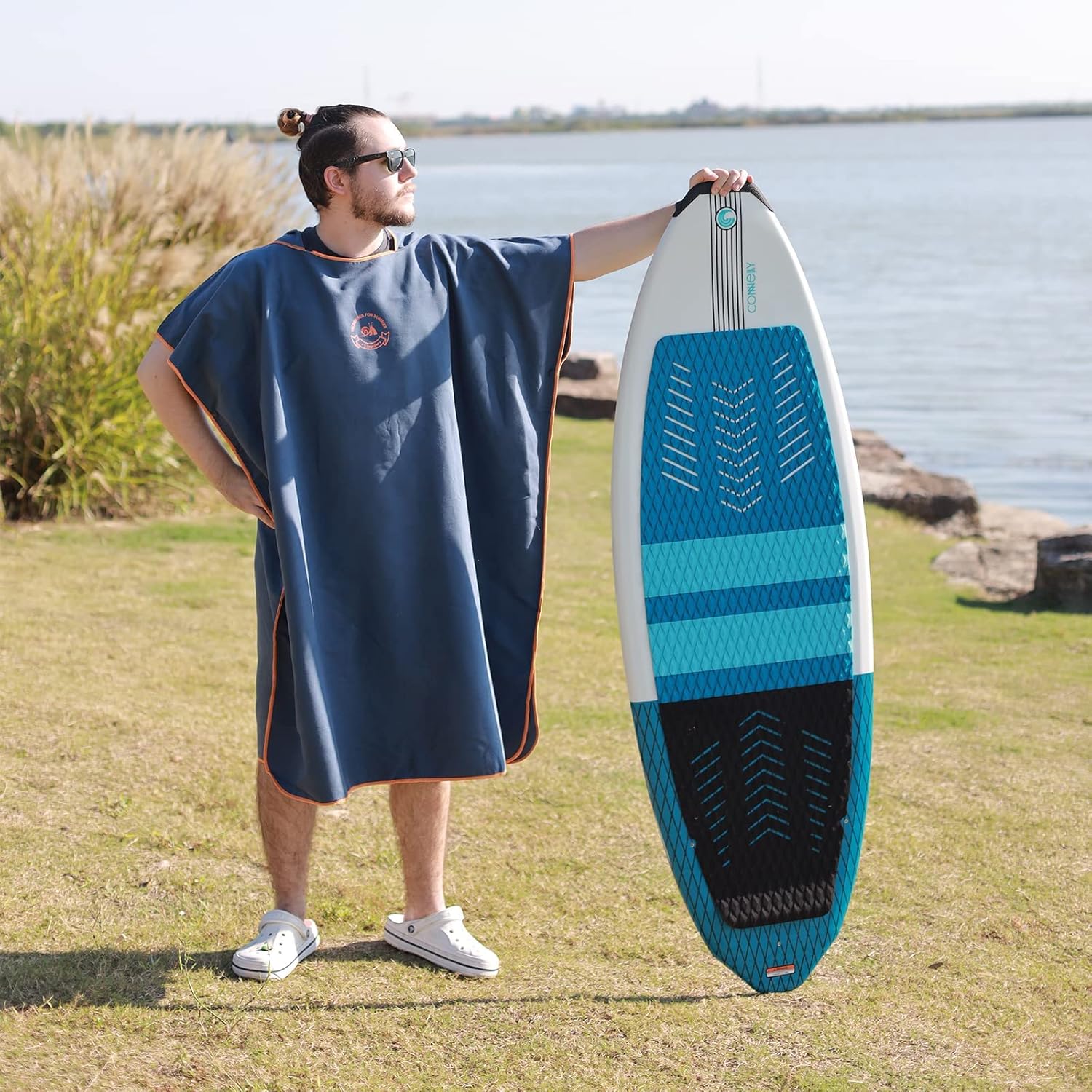 Thumbnail 3 de Hiturbo Changing Robe Towel Poncho with Hood for Surfing & Swimming Wetsuit Changes
