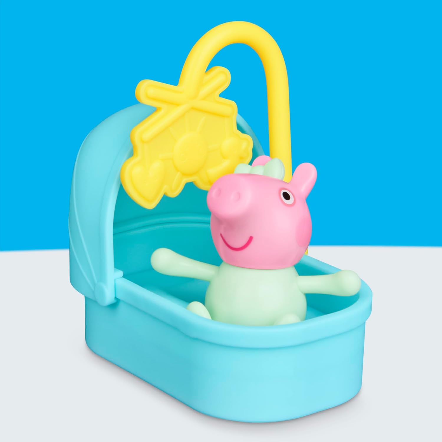Thumbnail 6 de Peppa Pig Evie’s Nursery Playset (8 pieces) with rainbow slide, changing table and 7.5cm Evie figure