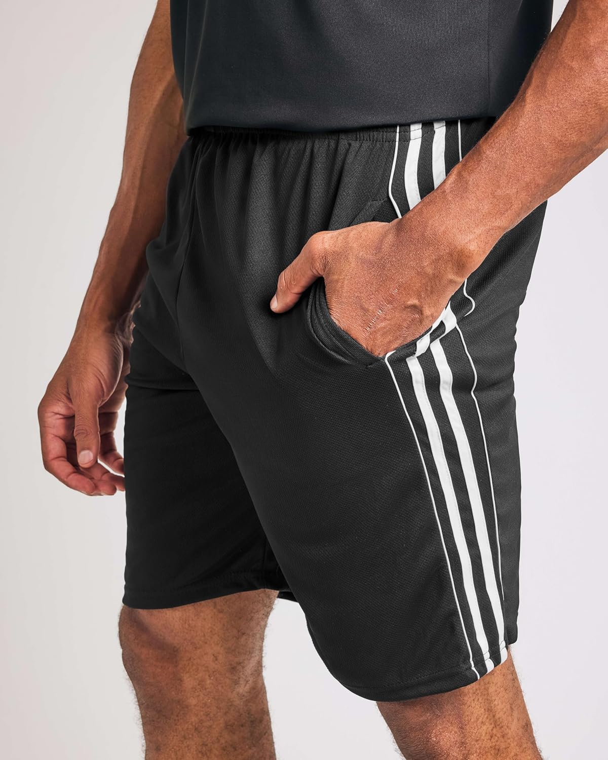 Thumbnail 6 de Real Essentials 5 Pack: Men’s 9" Mesh Shorts