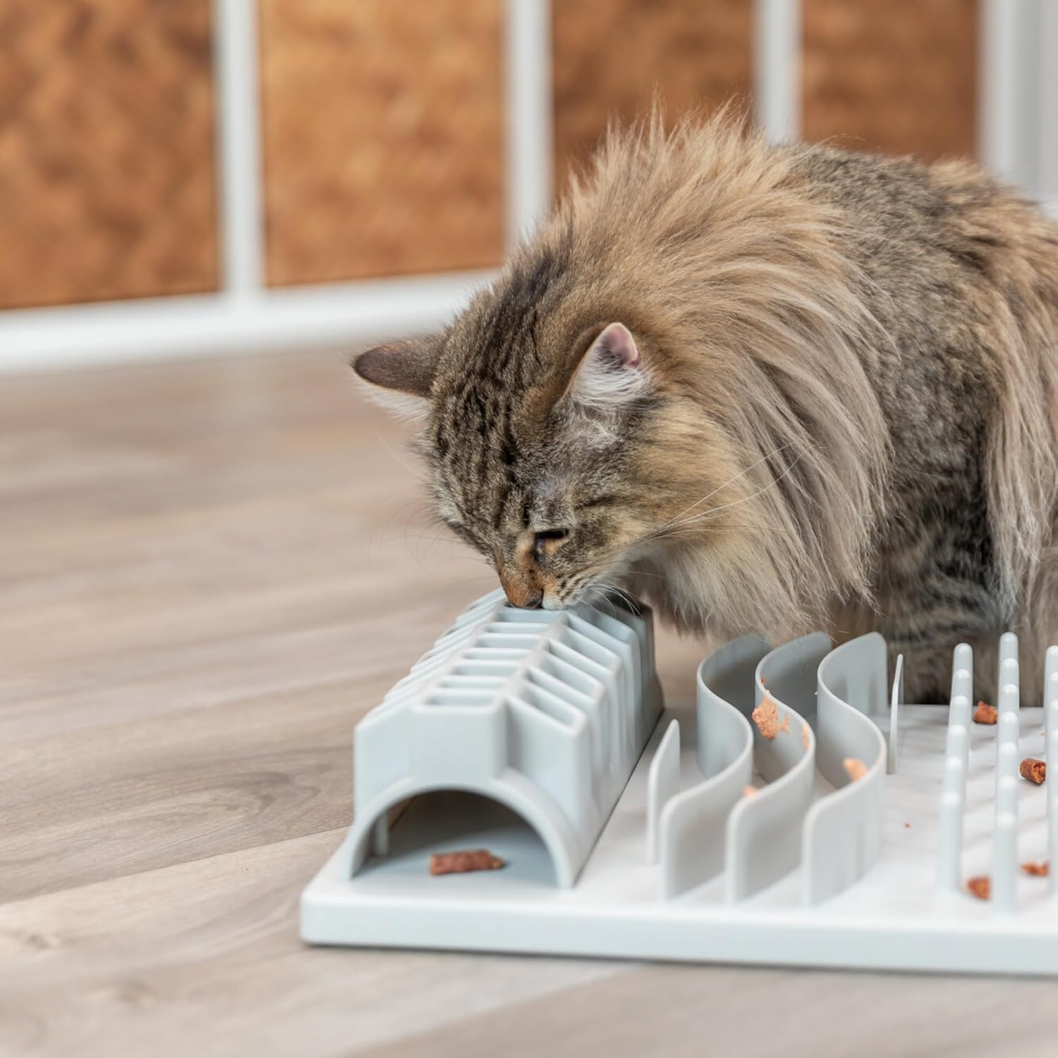 Detalle de TRIXIE Cat Activity Fun Board: Interactive Intelligence Toy for Mental Stimulation