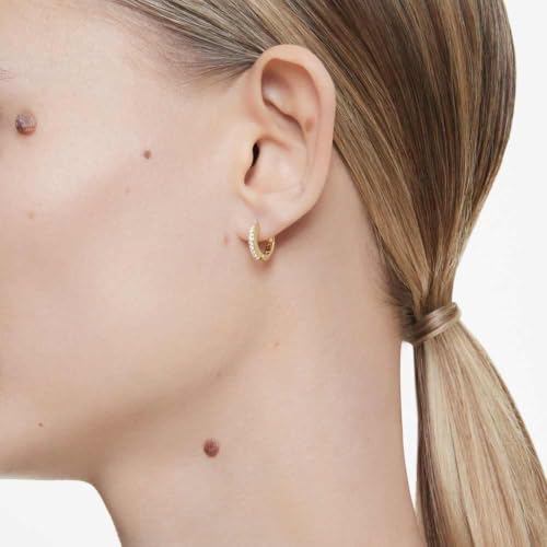 Detalle 2 de Swarovski Matrix Hoop Earrings – Clear Crystals in Gold-Tone Setting