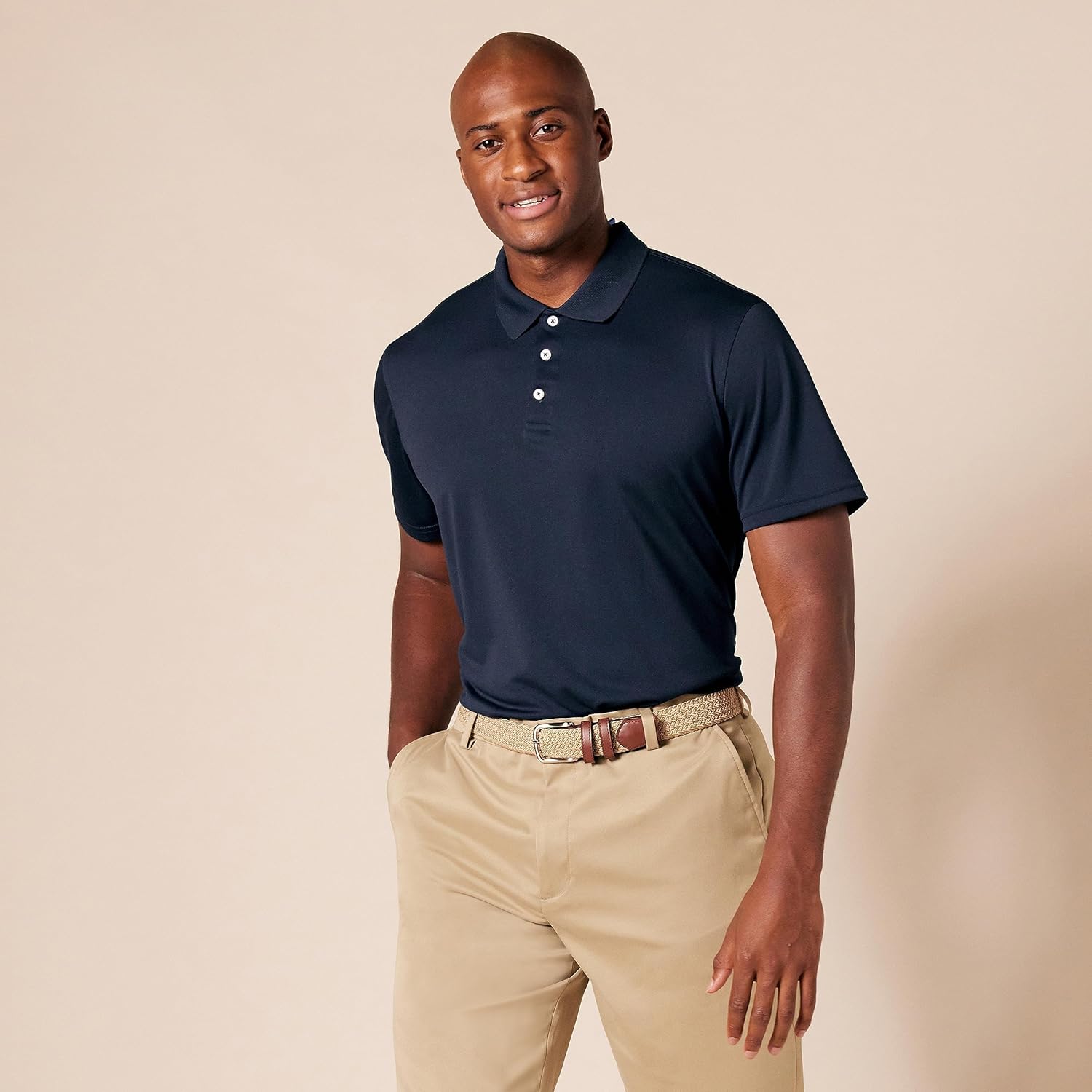 Thumbnail 4 de Amazon Essentials Herren Golf-Poloshirt mit schnell trocknendem Piqué – Schmale Passform in Auslauffarben