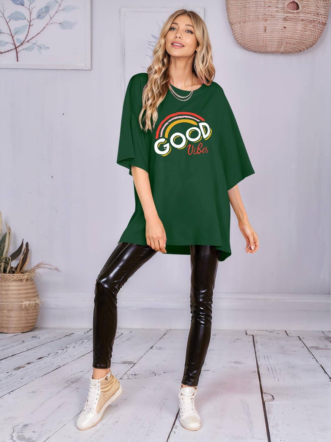 Thumbnail 1 de WIEIYM Oversized Rainbow Graphic T Shirt for Women – Good Vibes Tunic Tee