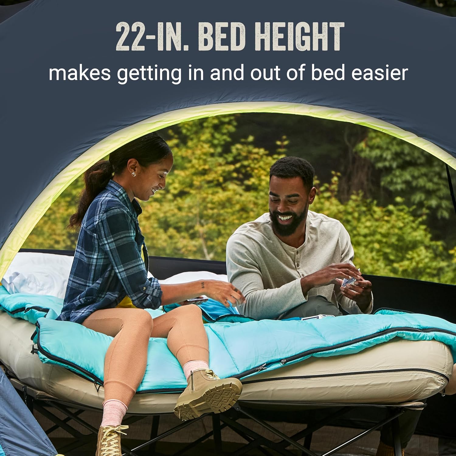 Detalle de Coleman Queen-Size Airbed Cot Combination: Folding Bed with Steel Frame, Side Table, and Battery Pump