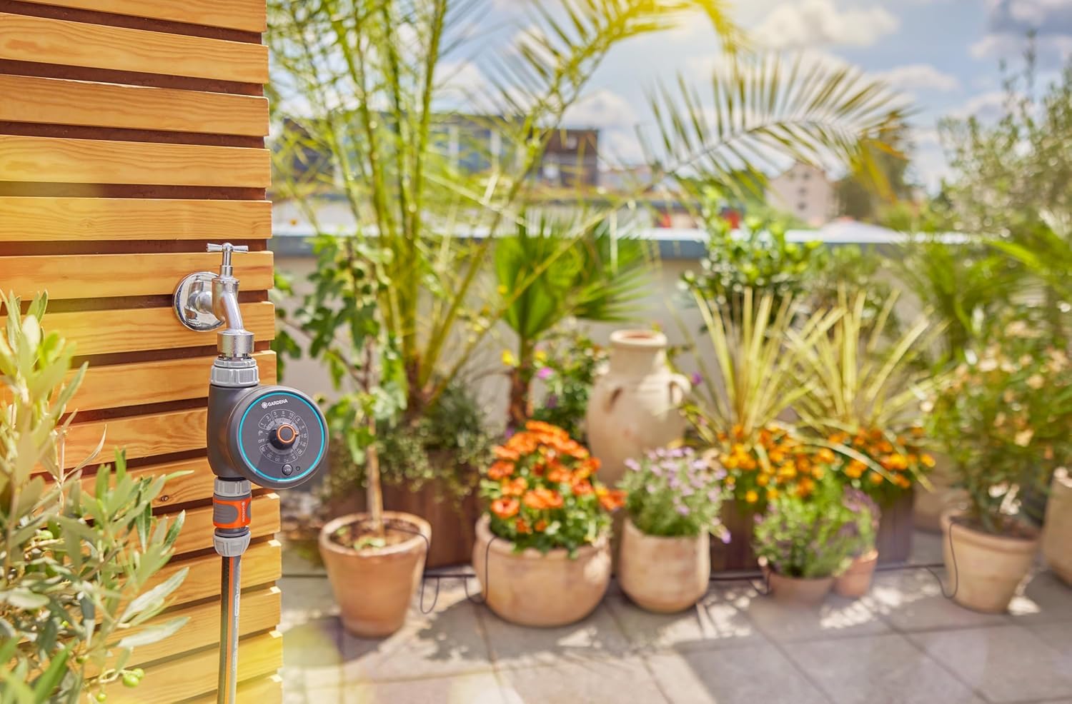 Thumbnail 3 de GARDENA Water Control Easy irrigation timer for reliable, corrosion-resistant garden watering