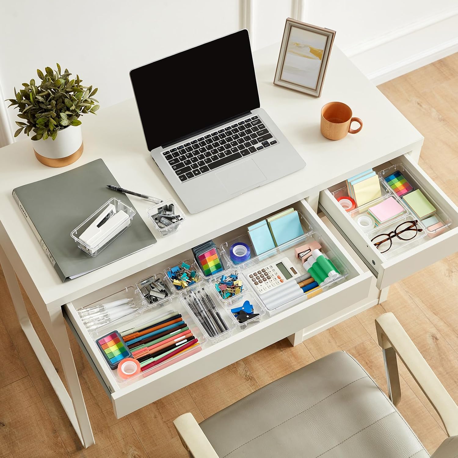 Detalle 2 de LIFEWIT 25-teiliges Schubladen-Organizer-Set — klare Kunststoff-Boxen in 4 Größen für Ordnung auf Schminktischen, Schreibtischen und Bad