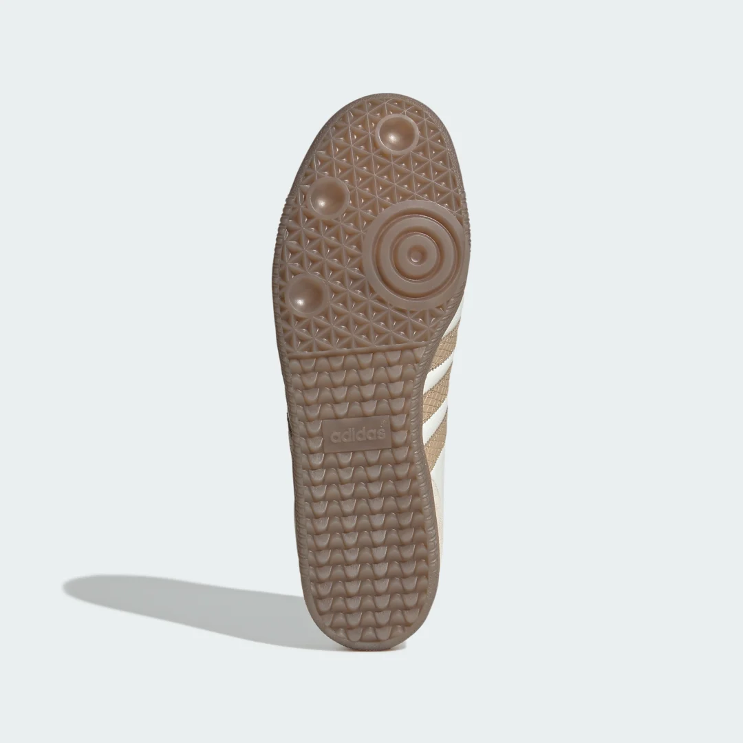 Detalle de Zapatilla Samba JP de Adidas: estilo clásico para uso diario en Blanco