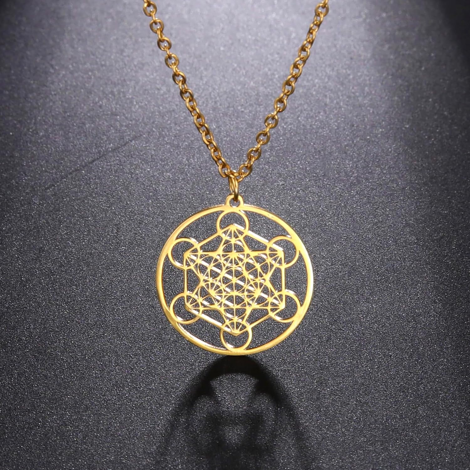 Detalle de EUEAVAN Metatrons Würfel Halskette mit Metatron-Anhänger aus Edelstahl – spiritueller Schutz & heilige Geometrie