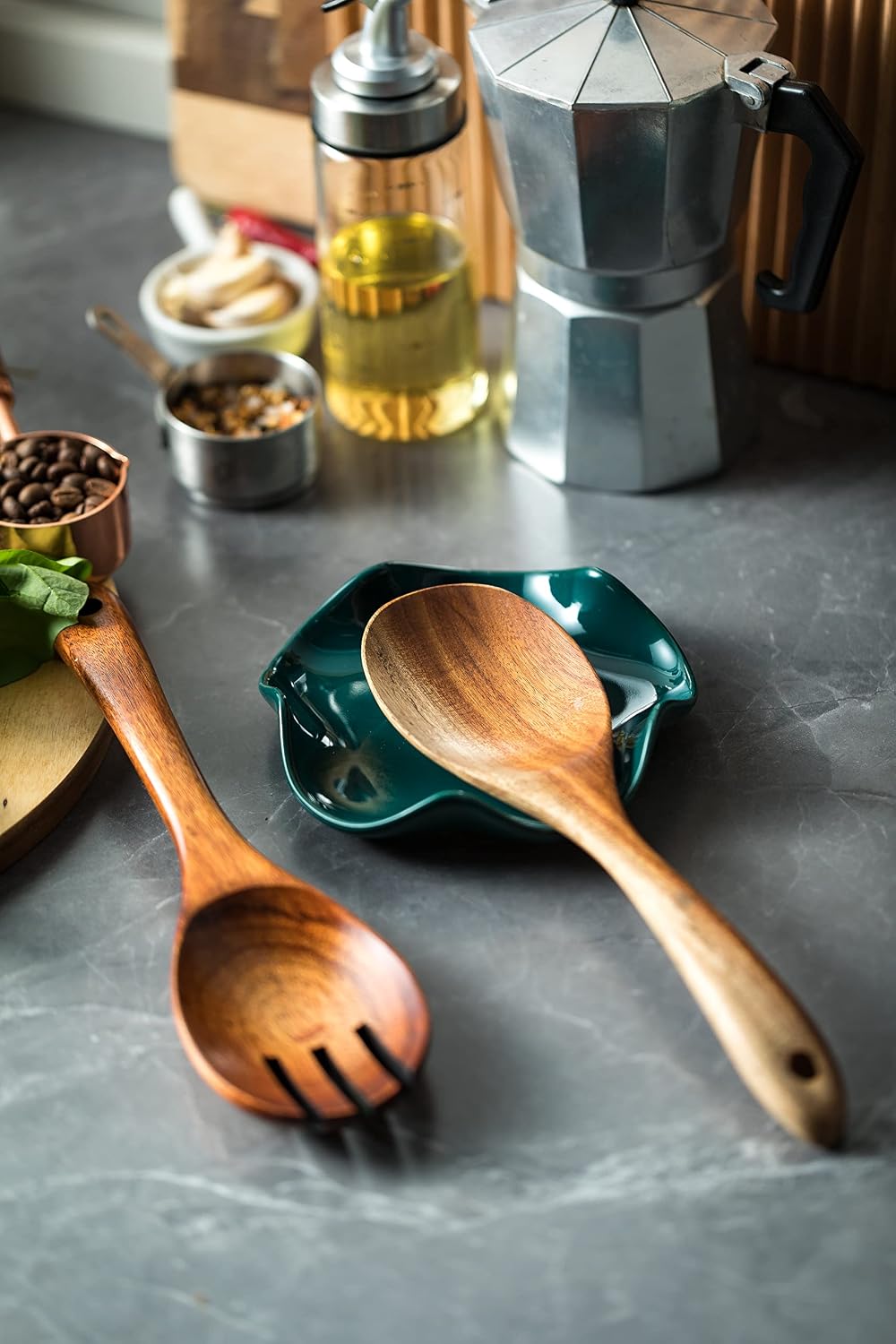 Detalle de Miamolo Ceramic Spoon Rest, 5.3-inch