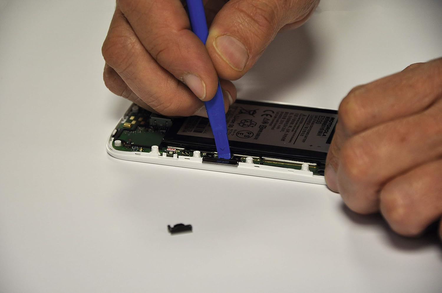 Detalle de Tivoly 11501570042 – Ensemble d’outils pour ouverture et réparation de smartphones et appareils électroniques, 57 pièces