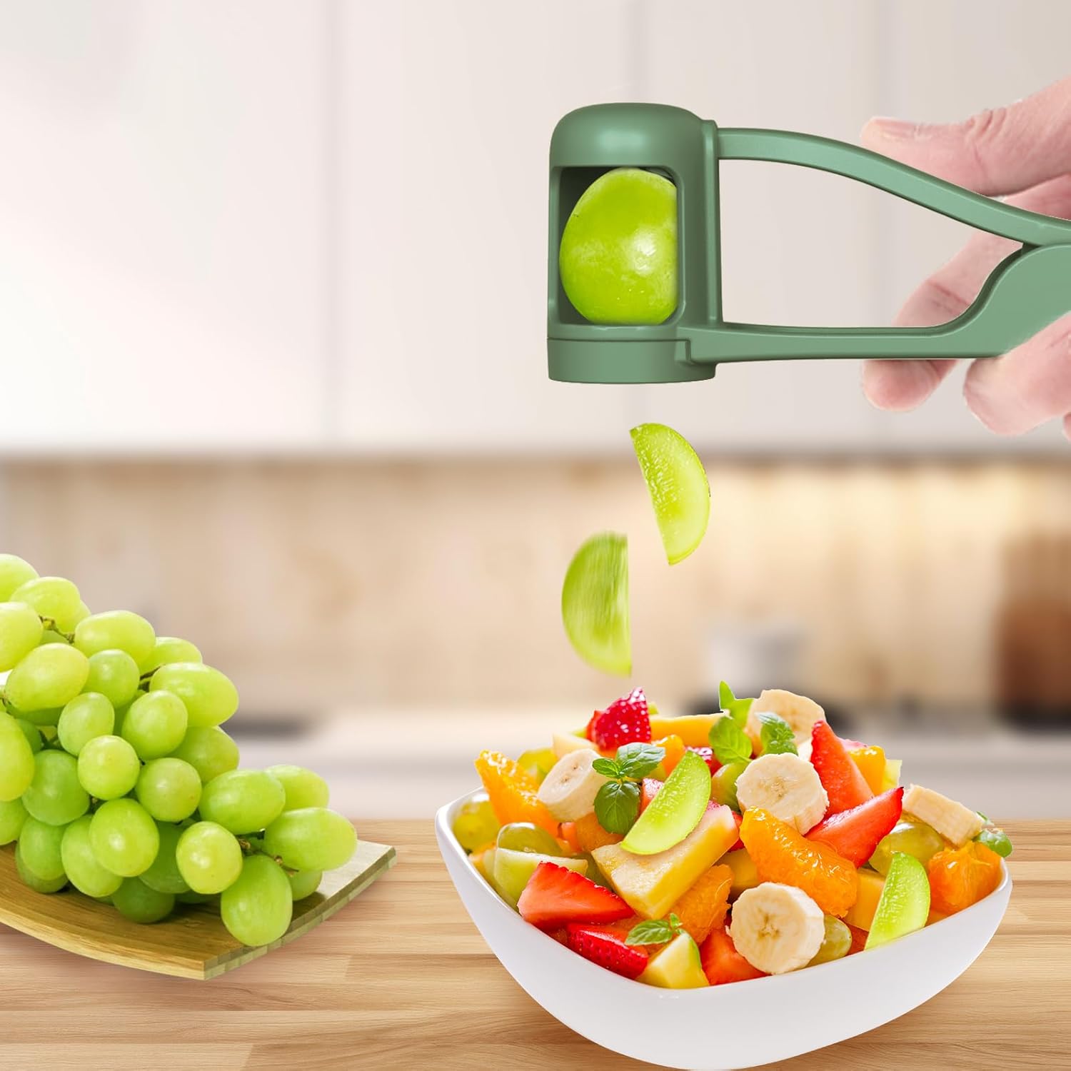 Thumbnail 6 de WhiteRhino Taglia Uva: Affettatrice Sicura e Veloce per Frutta e Verdura senza Semi