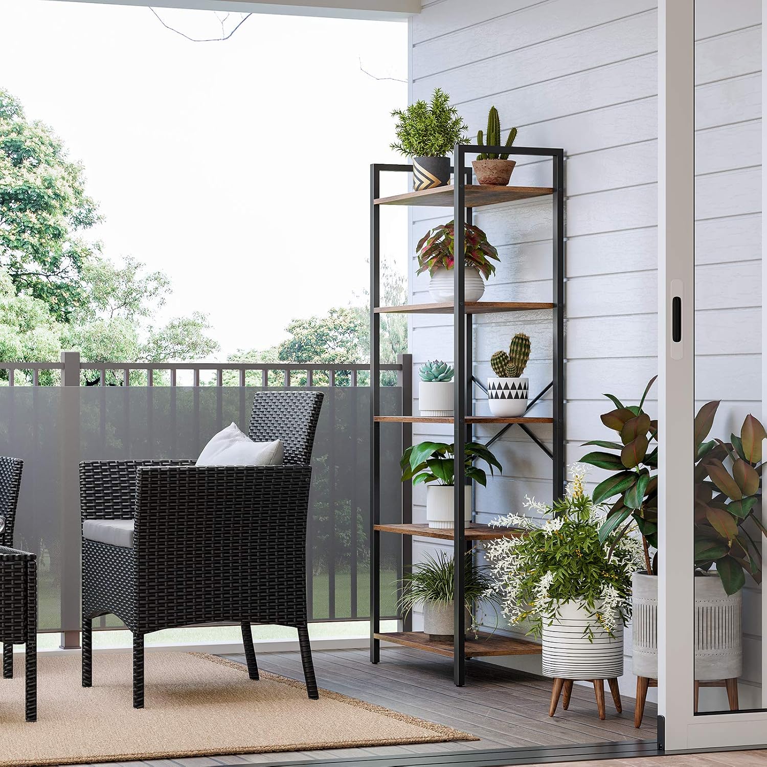 Detalle 1 de VASAGLE LLS061B01 boekenkast met 5 planken, stalen frame, rustiek bruin-zwart