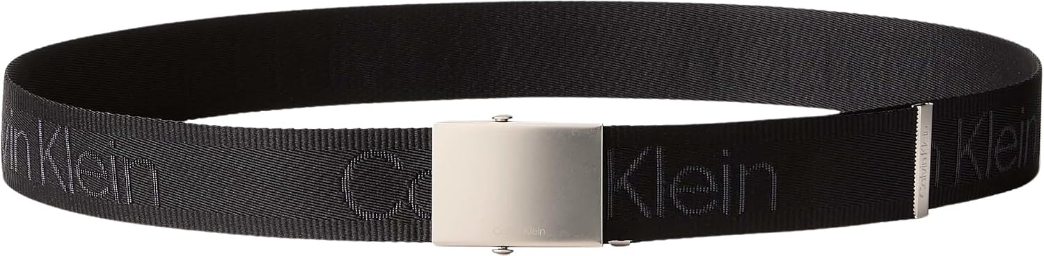 Detalle de Calvin Klein Ceintures Homme — élégance authentique pour un look soigné
