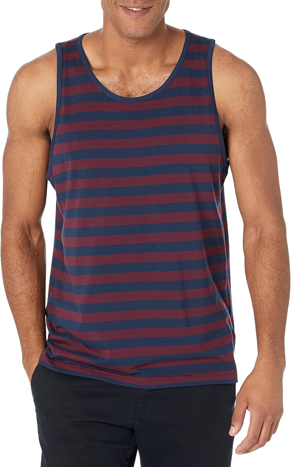 Thumbnail 4 de Amazon Essentials Herren Tanktop (normale Passform) – ärmelloses Basic für warme Tage