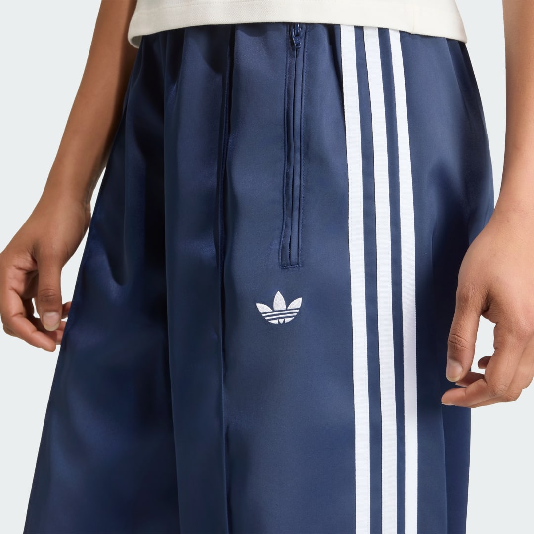 Detalle 2 de Pantalón holgado de raso con encaje Adidas Originals Firebird – azul