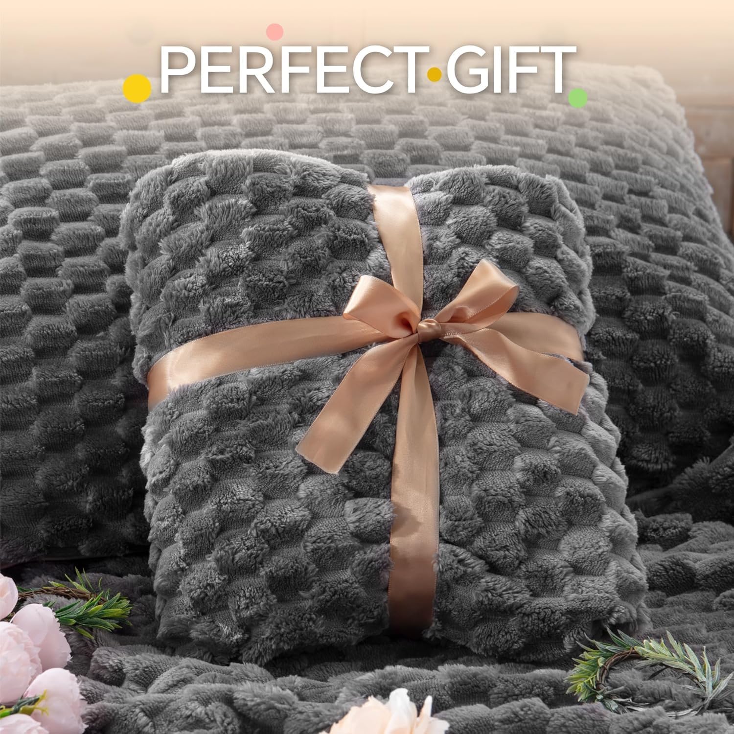 Detalle 2 de BEDELITE Fluffy Twin/Twin XL Grey Fleece Comforter Set, 68" x 88