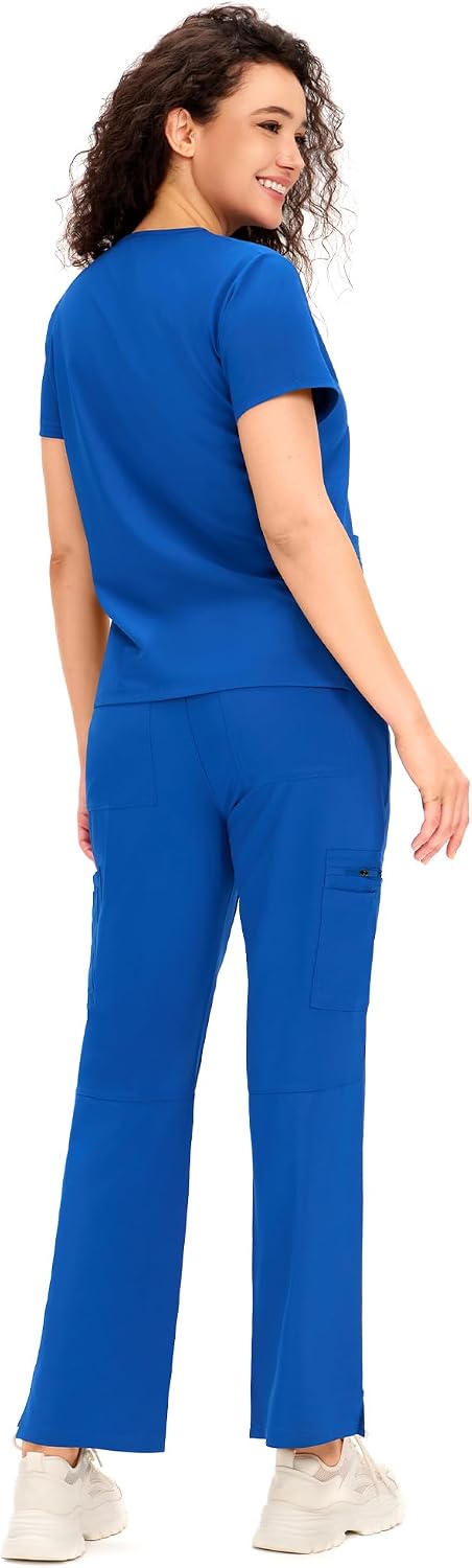 Detalle de COZYFIT Women’s Scrub Set, V-Neck Top, Cargo Pants and 12 Pockets