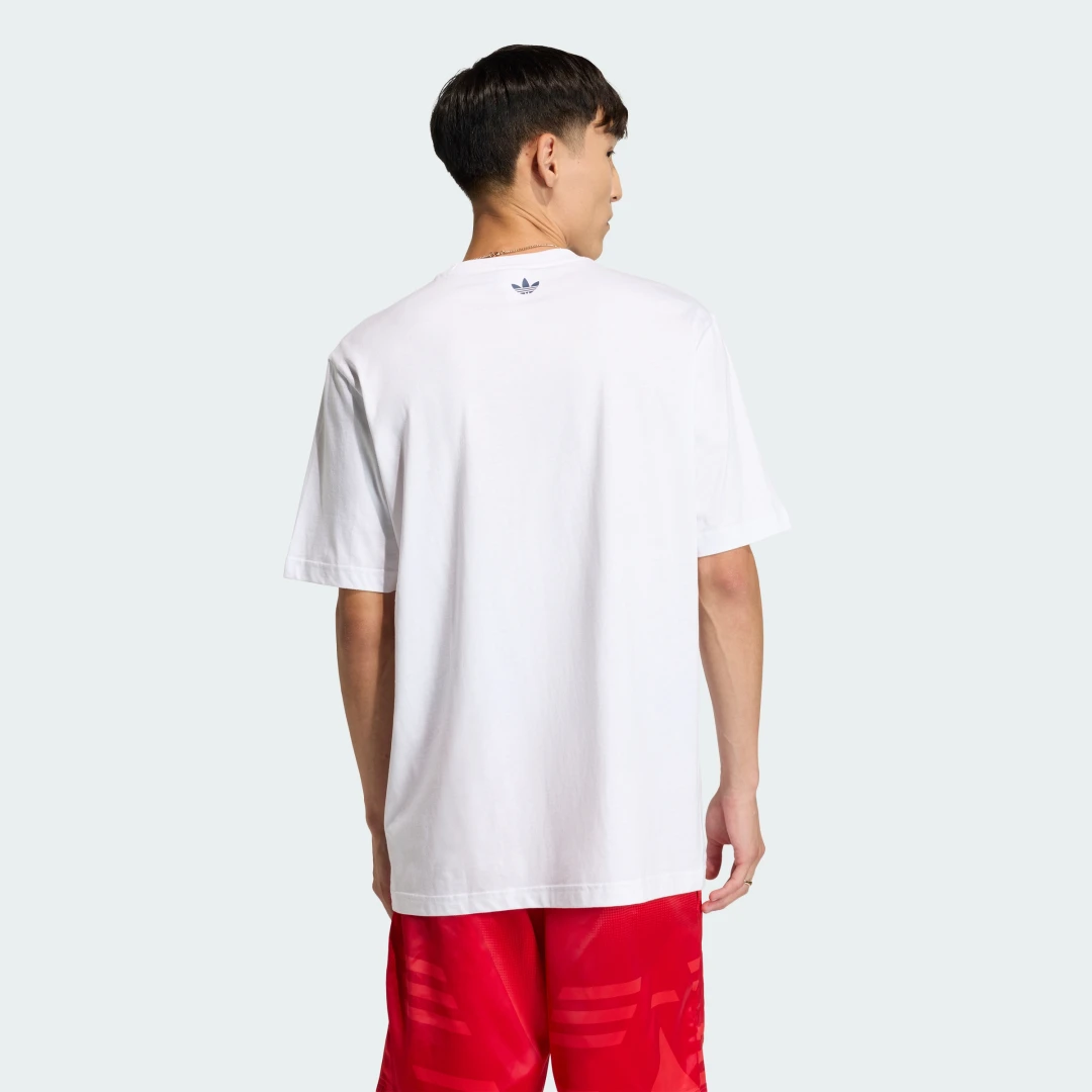 Detalle de Camiseta GFX de Adidas – Blanca