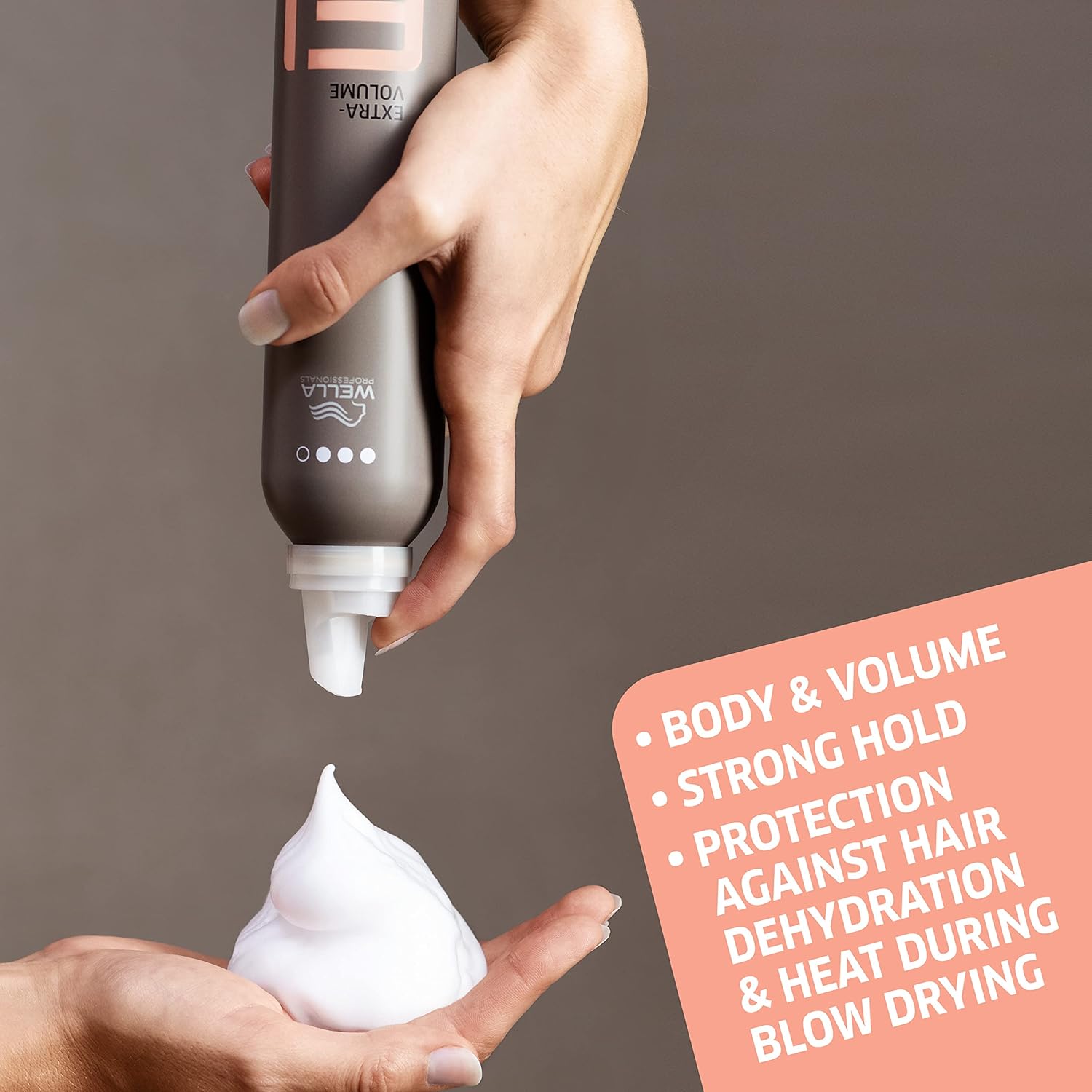 Thumbnail 2 de Wella Professionals EIMI Extra Volume Strong Hold Heat Protection Styling Mousse (75ml)