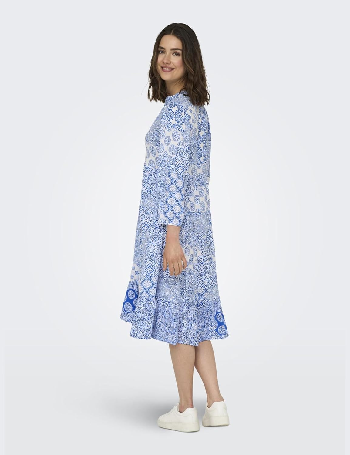 Detalle de ONLY Robe méditerranéenne décontractée pour femme – Robe midi estivale à boutonnage