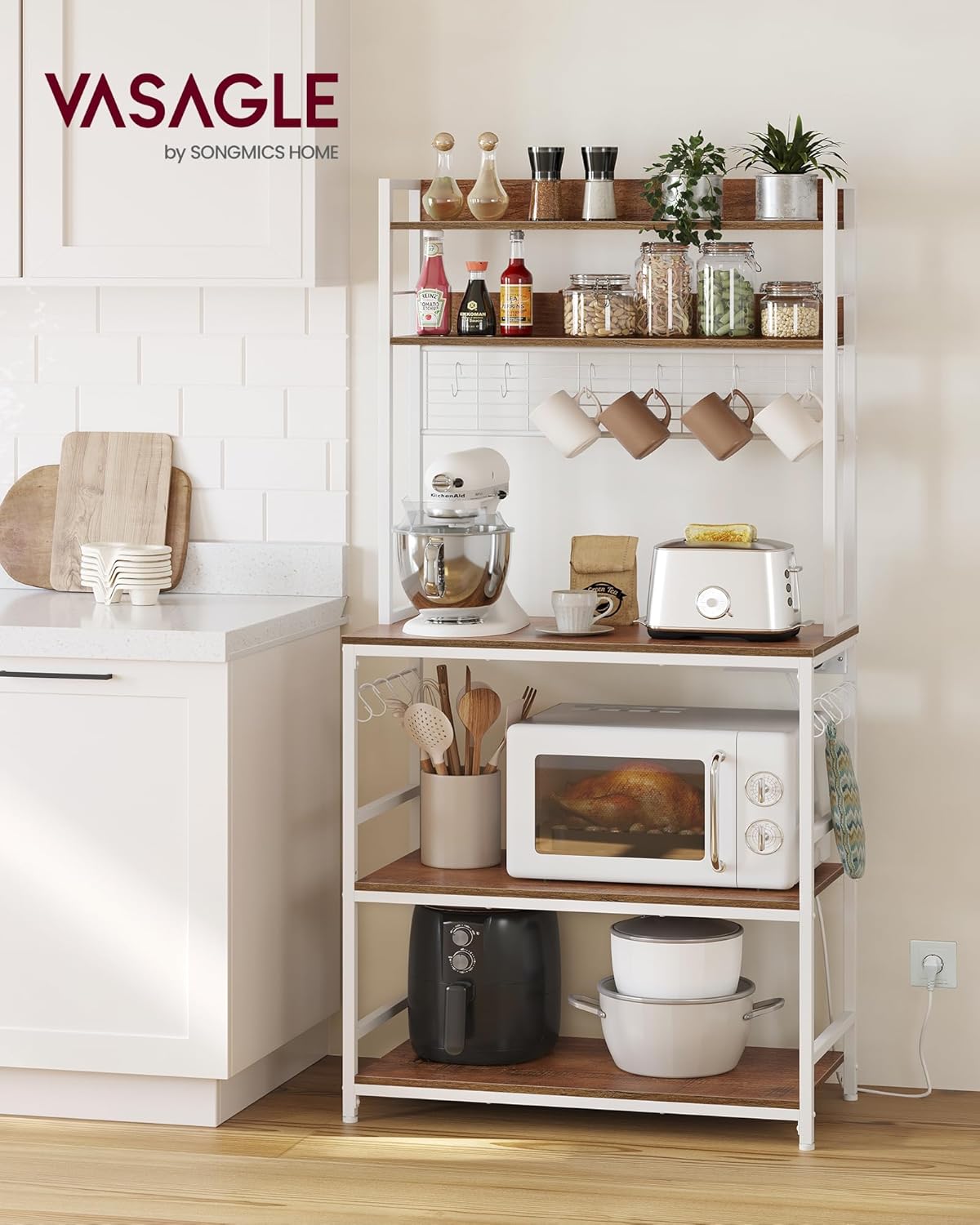 Detalle de VASAGLE Scaffale Cucina con Multipresa KKS025W41EU: versatilità salvaspazio con piano regolabile