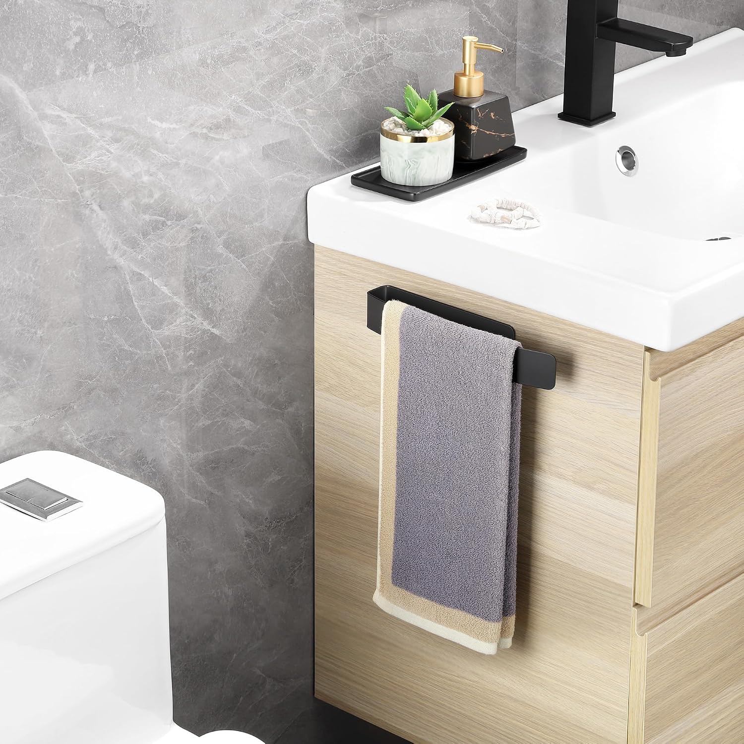 Detalle de Gsocel Porta Asciugamani Bagno Adesivo in Acciaio Inossidabile 304 Nero Opaco, 26 cm