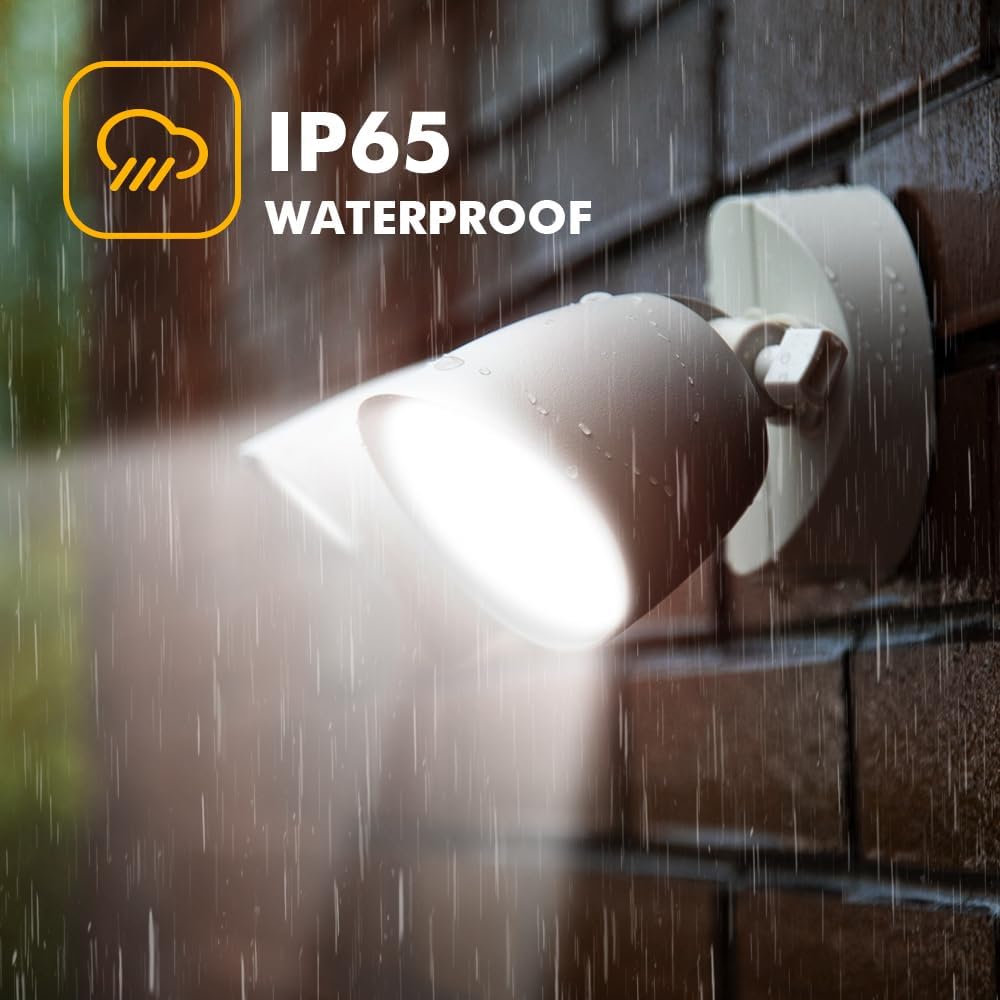 Detalle de LUTEC 6222W Dual-Head LED Floodlight, 3,500 Lumens, 5000K Outdoor