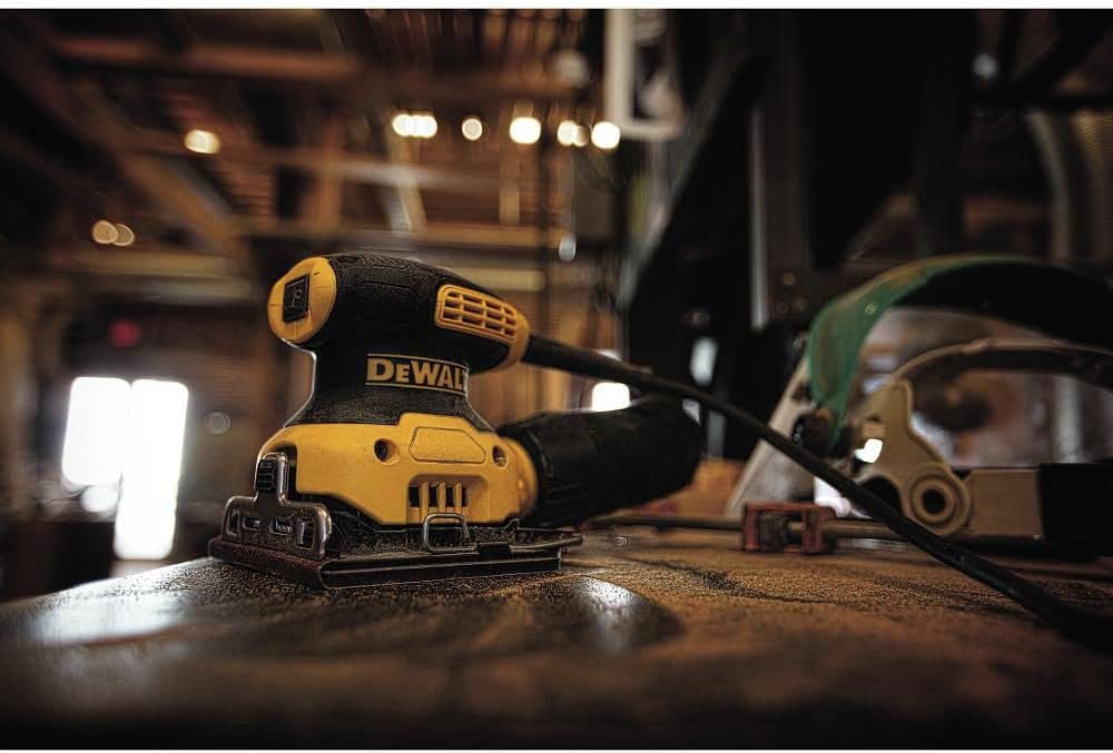 Thumbnail 6 de DEWALT DWE6411 1/4-Inch Sheet Orbital Finishing Sander, 2.3 A