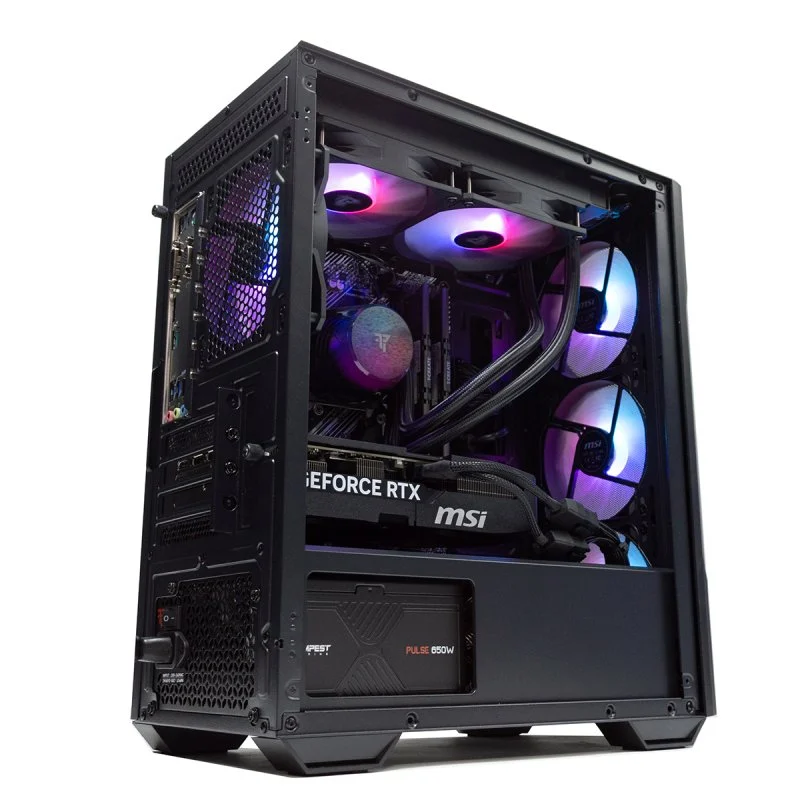 Detalle de PcCom Imperial: Ryzen 7 5800XT, 32 GB, 2 TB SSD y RTX 5070