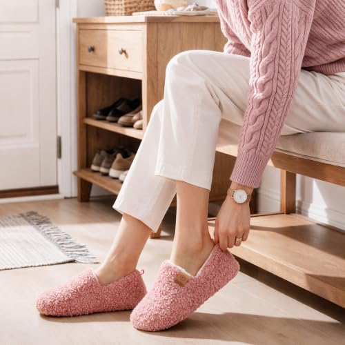 Detalle de EverFoams Women Faux Shearling Indoor Slippers (Pink, UK 7-8) – Comfort Meets Quiet Warmth