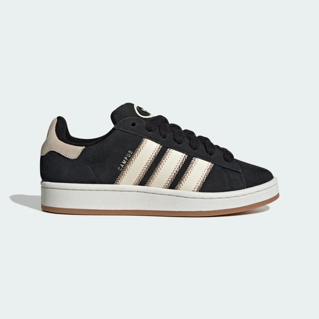 Detalle de Zapatilla Campus 00s de Adidas: versátil y atemporal en negro