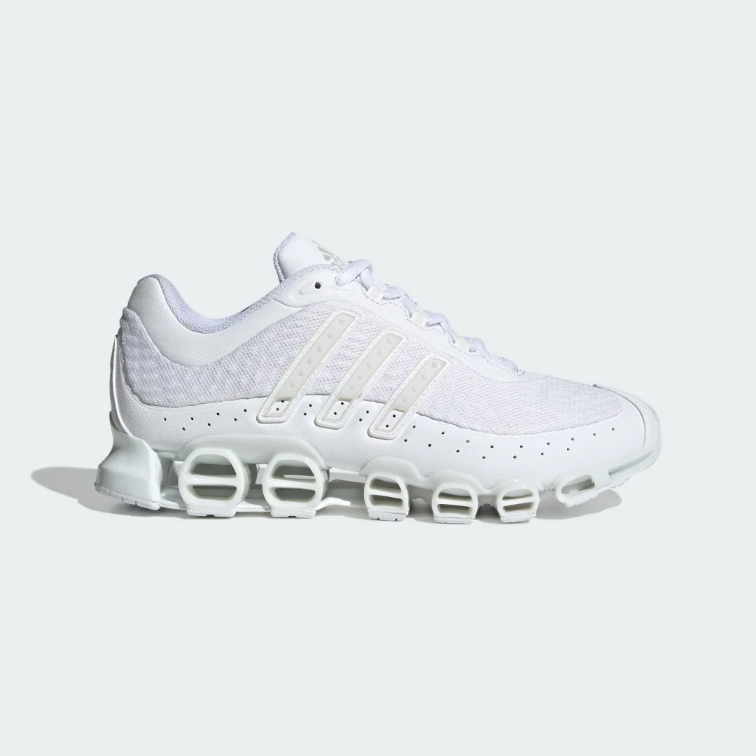 Detalle de Adidas Megaride blanca