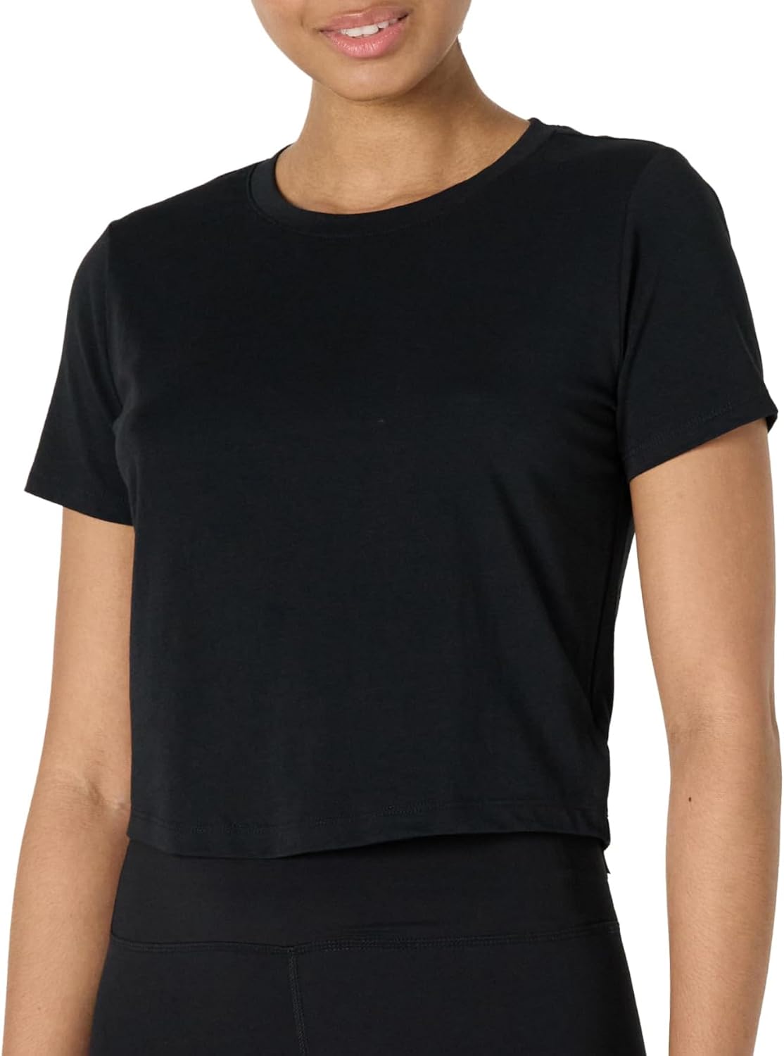 Detalle de Amazon Essentials Women's Active Soft Cotton Crewneck Short Sleeve Yoga Workout Shirt