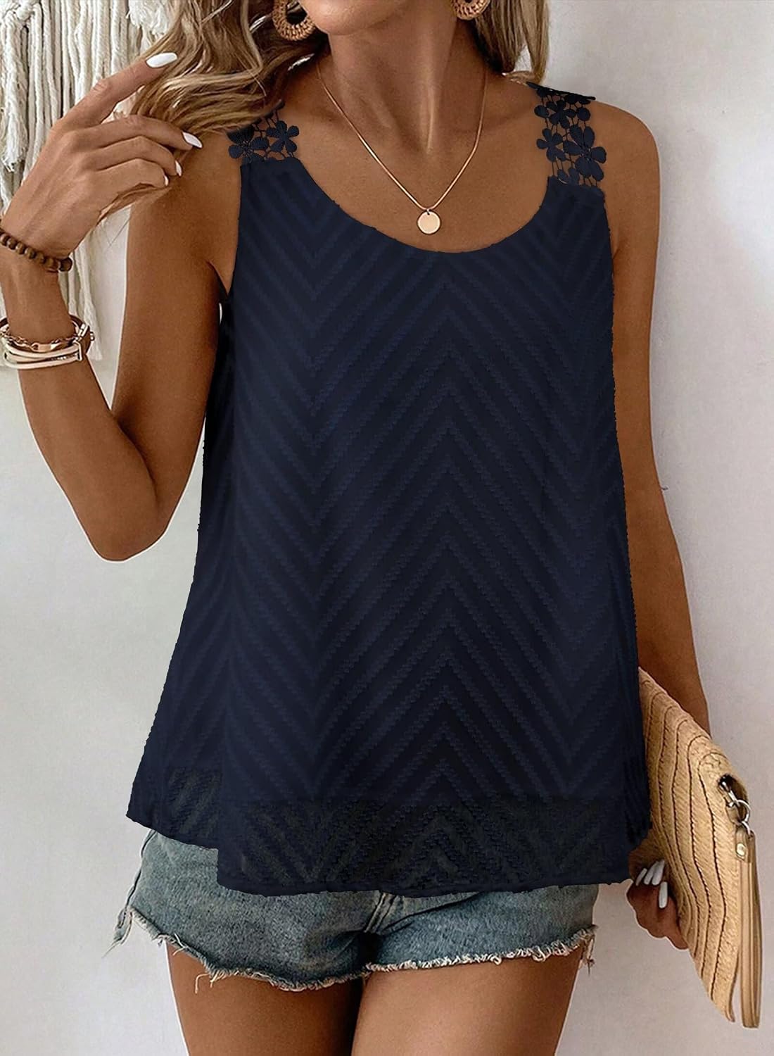 Thumbnail 4 de Womens Tank Tops Flowy Sleeveless Summer Boho Tank Top for Women Casual Crewneck Strap Lace Camisole Shirts