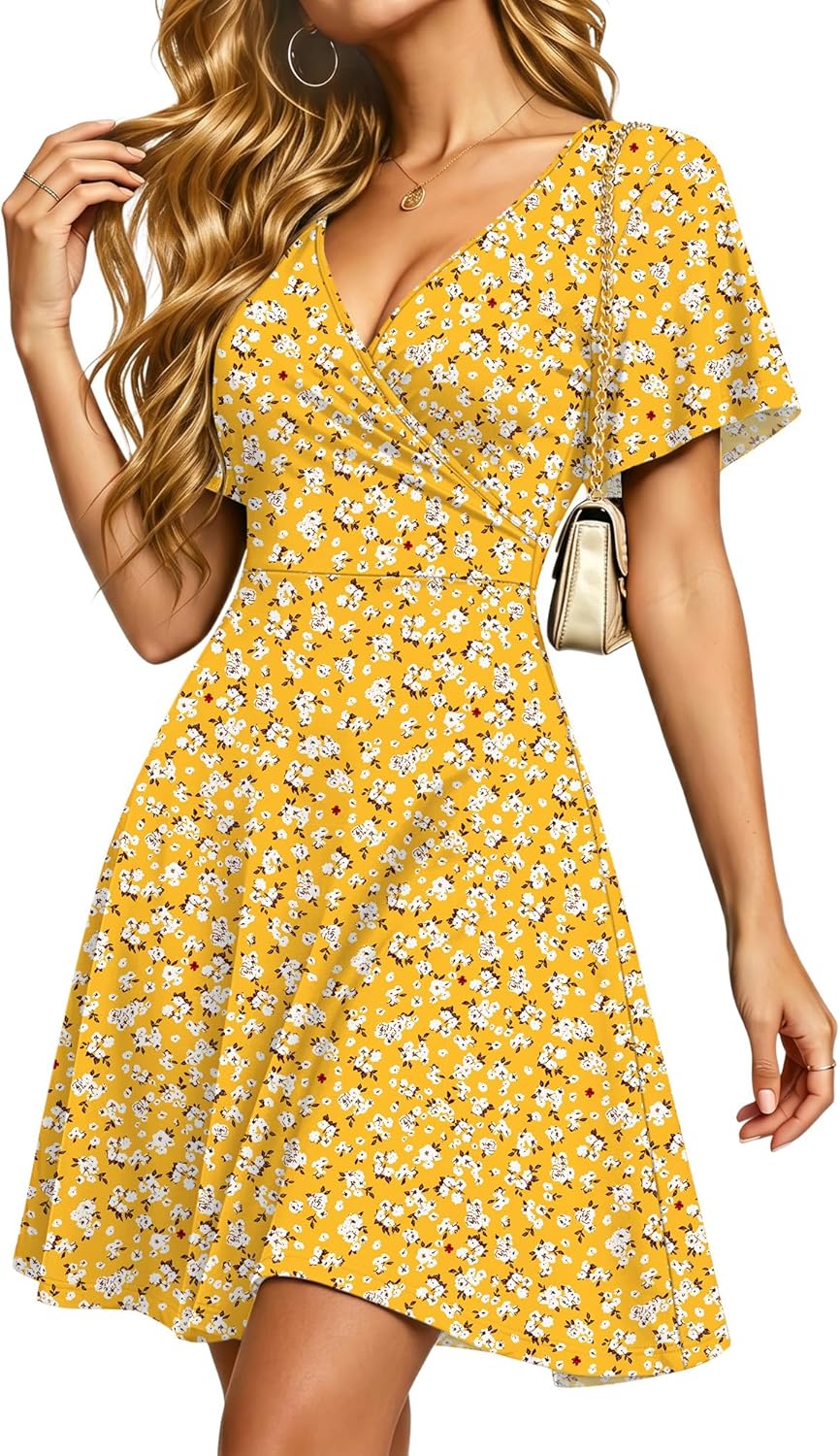 Detalle de PLMOKEN Robe d'été pour femmes - Robe de plage sexy à manches volantées, encolure en V croisé, taille empire et poches