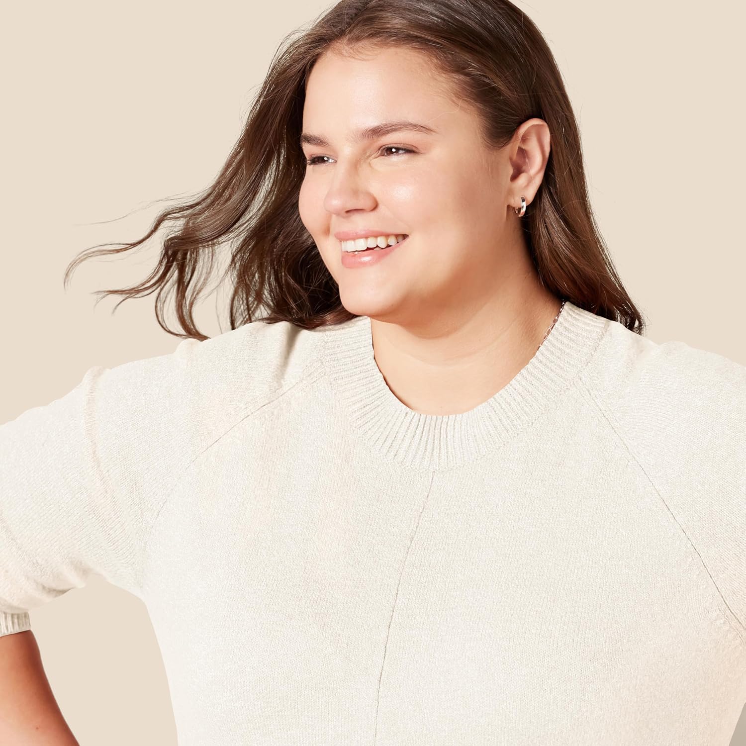 Thumbnail 2 de Amazon Essentials Damen Regular-Fit Langarm-Pullover mit Rundhalsausschnitt
