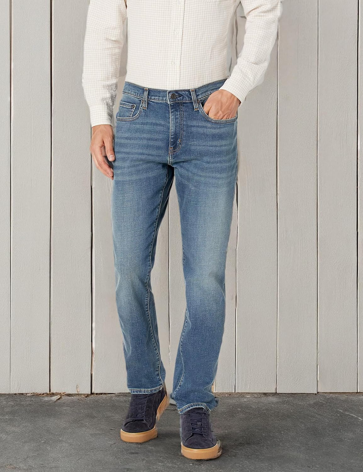 Thumbnail 3 de Amazon Essentials Men's Athletic-Fit Stretch Jeans — Discontinued Colours