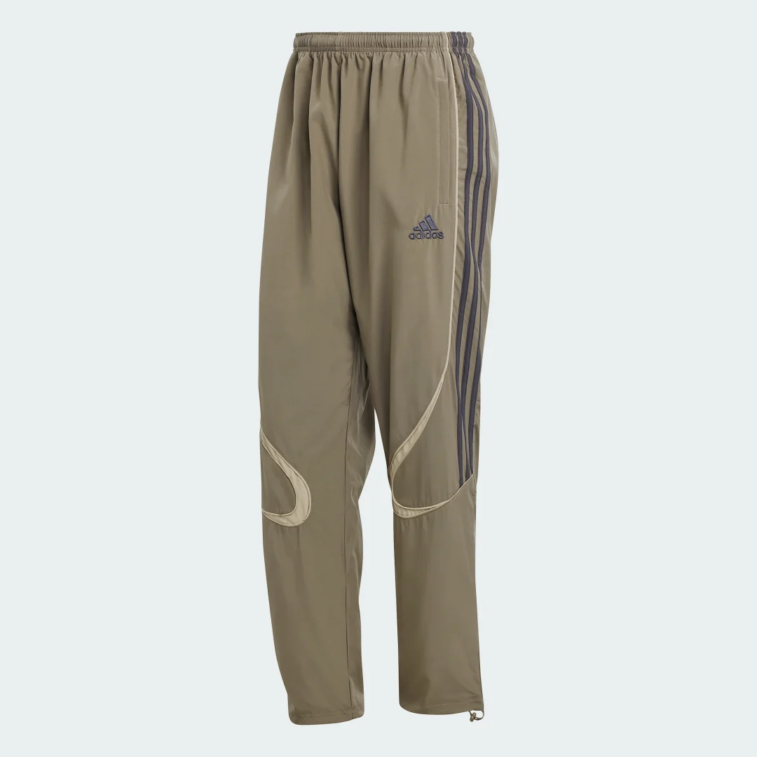 Detalle 2 de PANTALÓN Teamgeist Adicolor de Adidas: guía de compra y opinión práctica