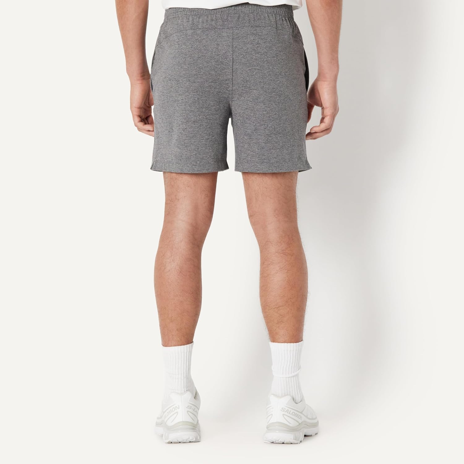 Thumbnail 3 de Amazon Essentials Men’s Athletic Relaxed-Fit 7" Lounge Gym Shorts (Soft Performance)