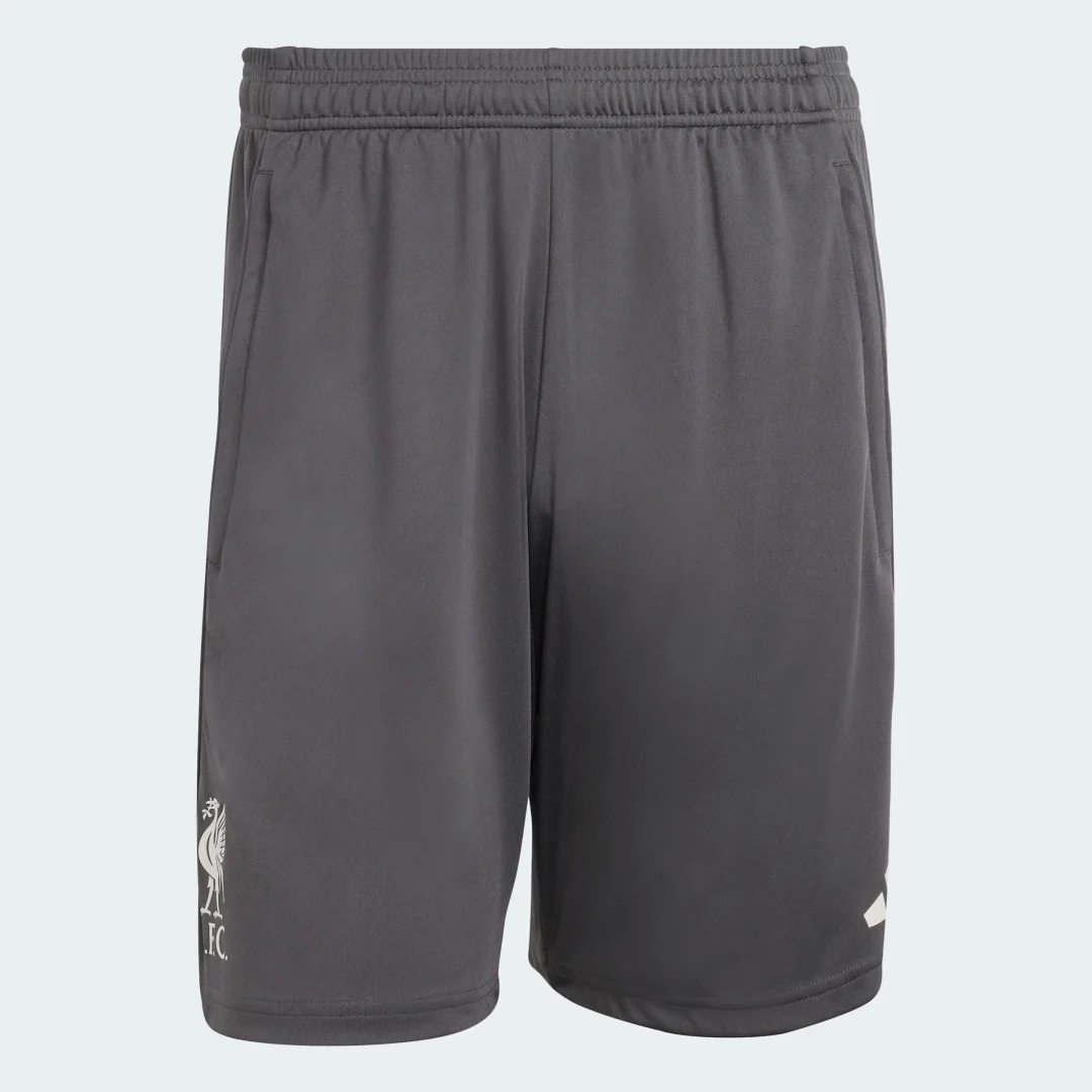 Detalle 2 de Pantalón corto de entrenamiento Liverpool FC Tiro 25 Competition de Adidas (negro)