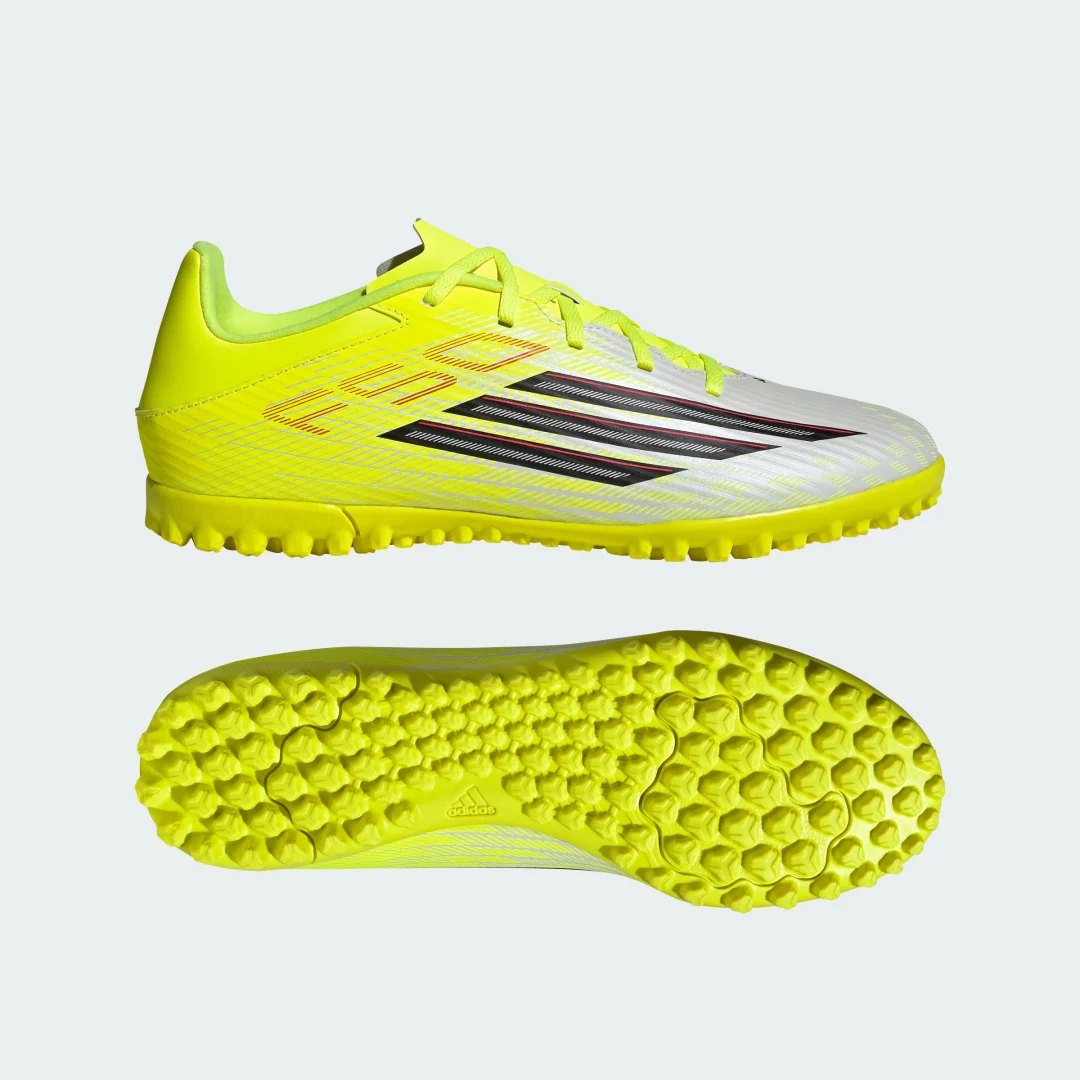 Detalle de Adidas F50 Club moqueta: zapatilla de fútbol para césped artificial