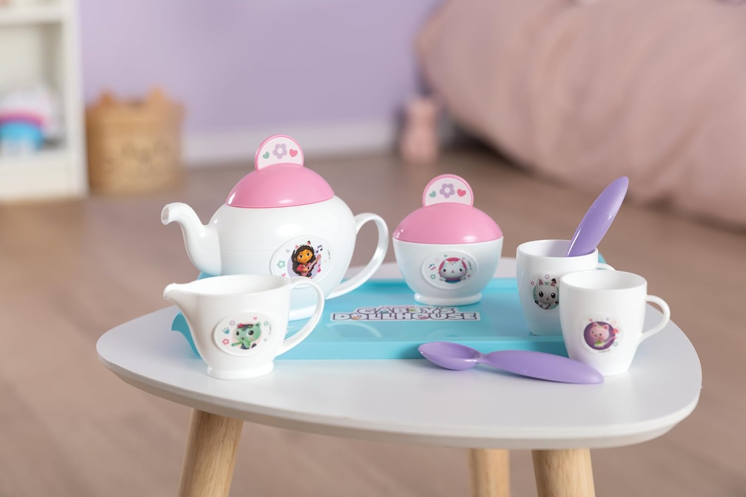 Detalle de Smoby Gabby's Dollhouse Teeservice-Set | 8-teiliges Kunststoff-Geschirr für Kinder ab 3 Jahren
